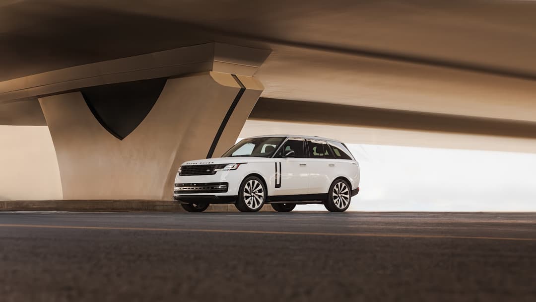 Range Rover HSE P530 Vogue White listed for rent in Dubai