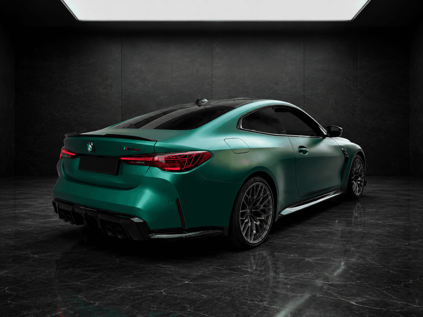 BMW M4 Competition exterior 2