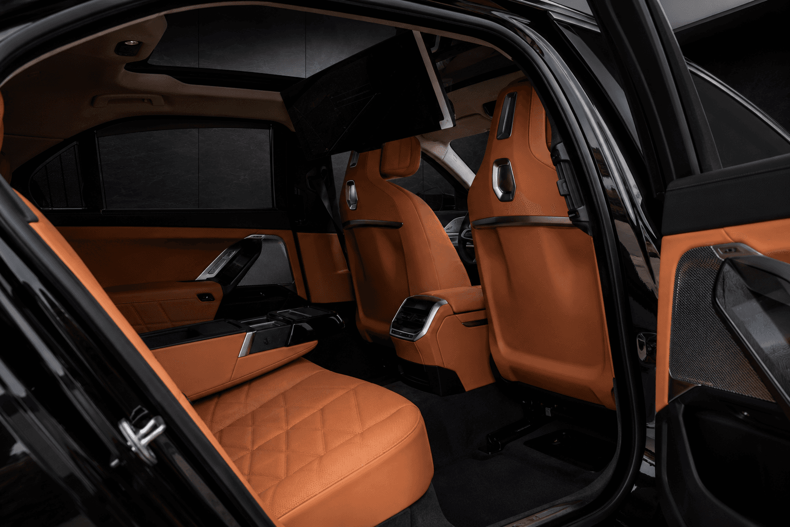 BMW 7 Series 760i interior 2