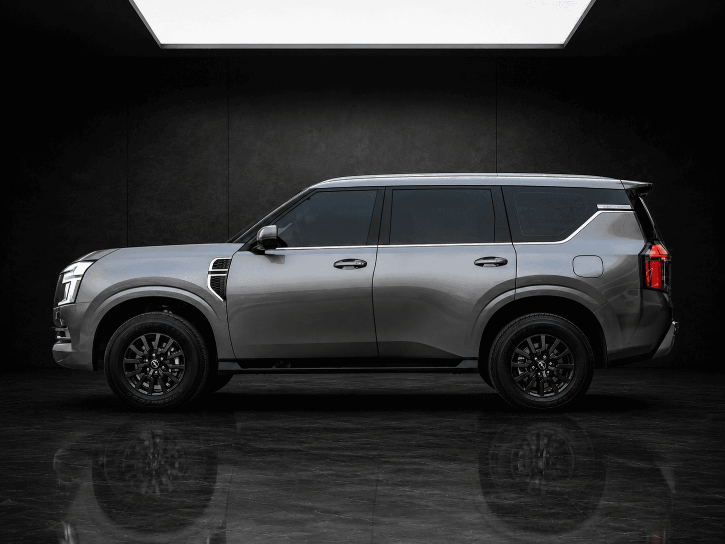 Nissan Patrol Platinum exterior 1