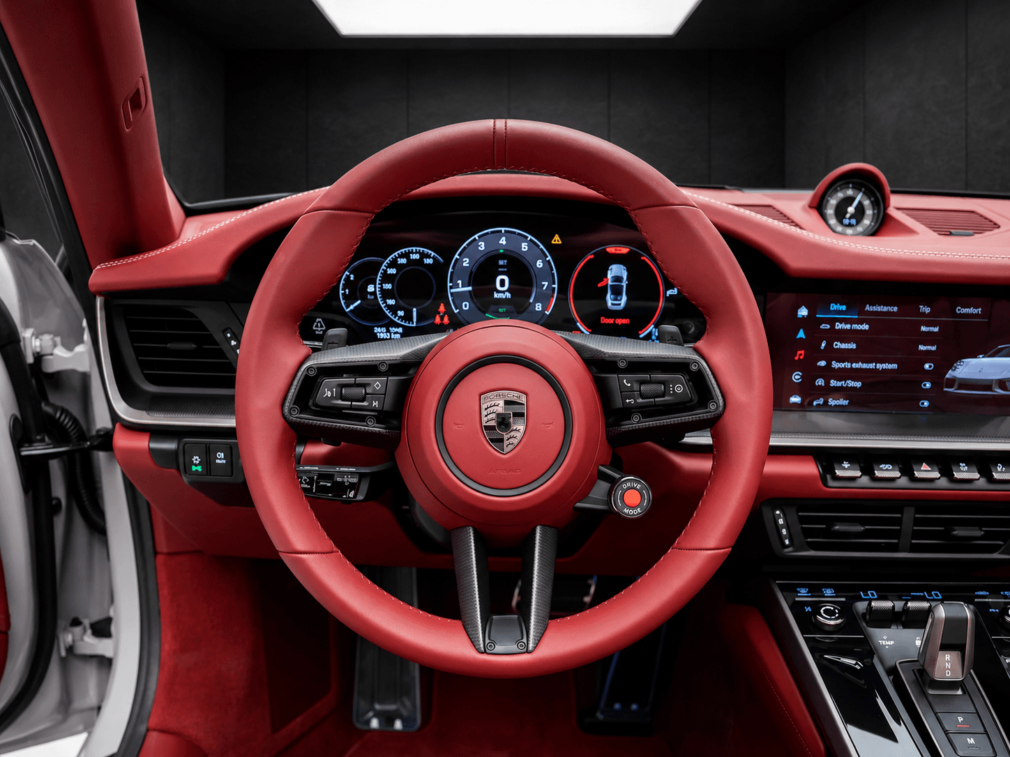 Porsche 911 Carrera interior 2