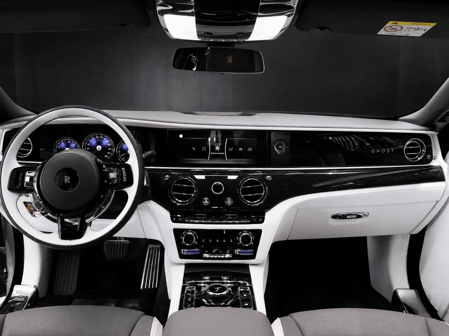Rolls-Royce Ghost interior 1