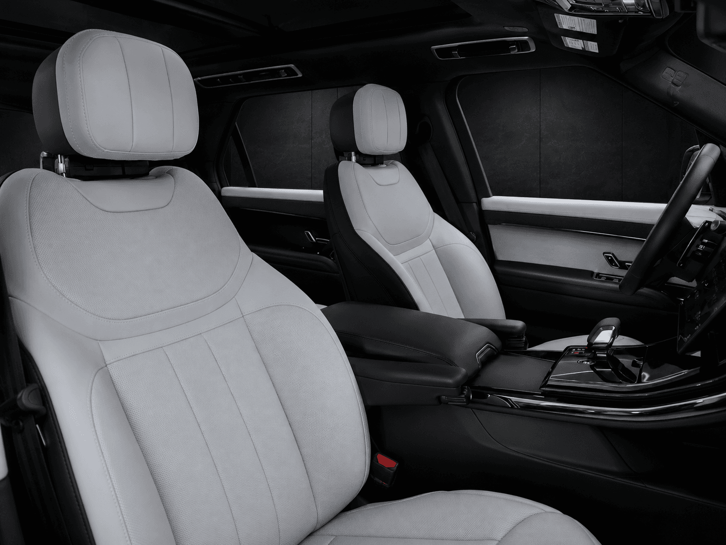 Range Rover Sport HSE interior 2